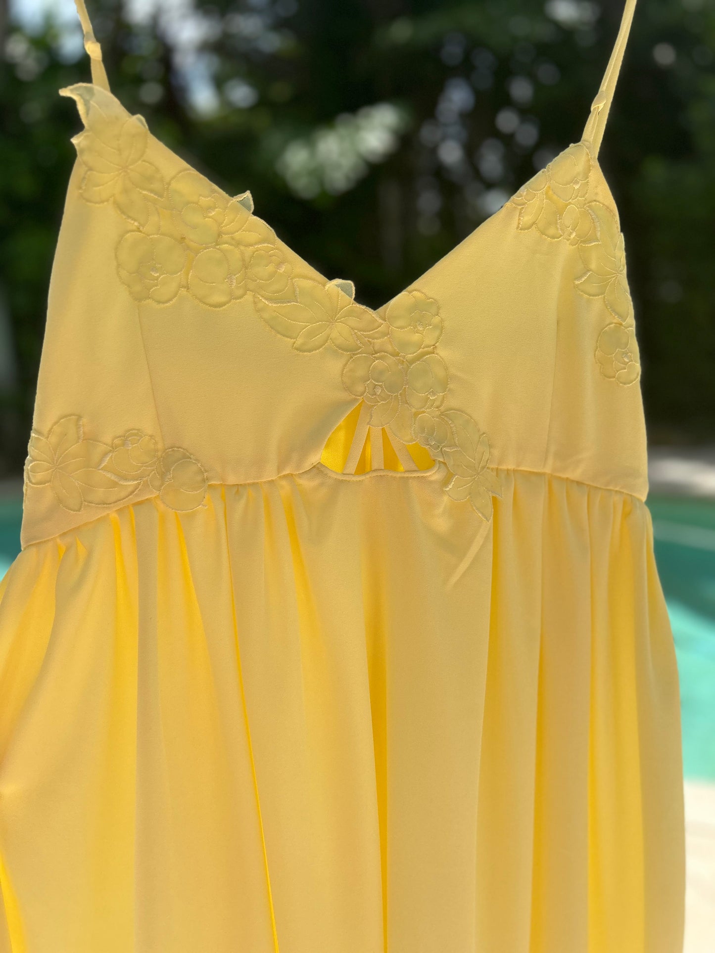 Romantic yellow dress