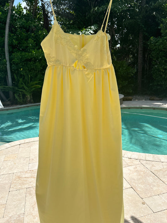 Romantic yellow dress